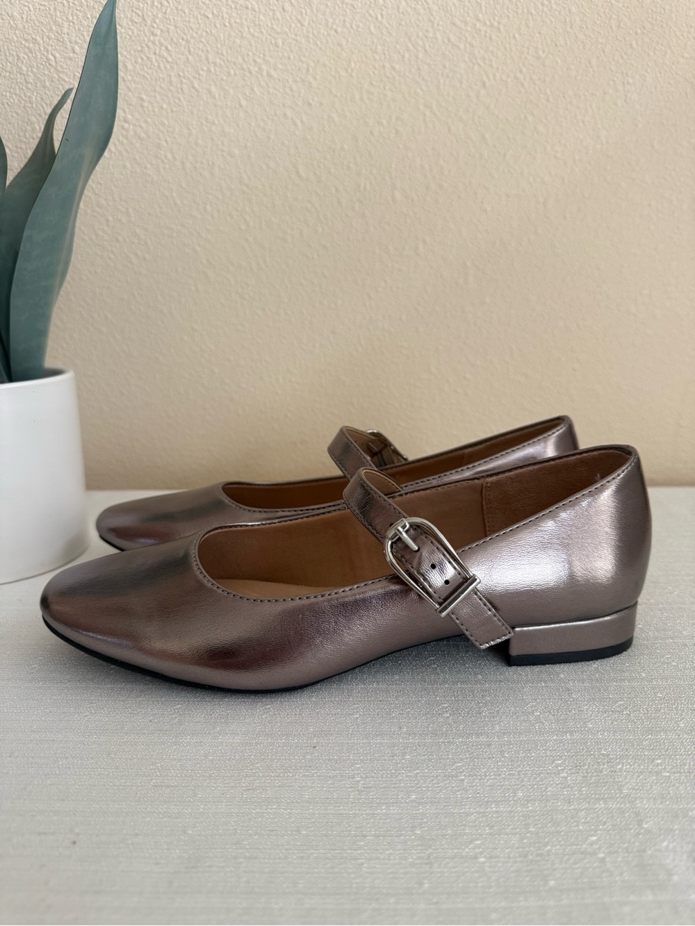 New LifeStide Cameo Metallic Faux Leather Maryjane Loafers